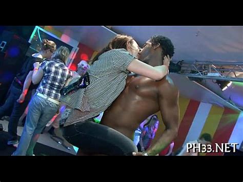 Toneladas De Esperma En La Garganta De Los Rubios XVIDEOS