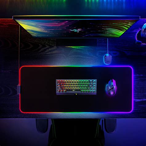 Razer Strider Chroma RGB Extended Hybrid Soft Gaming Mouse Pad | ITOPYA