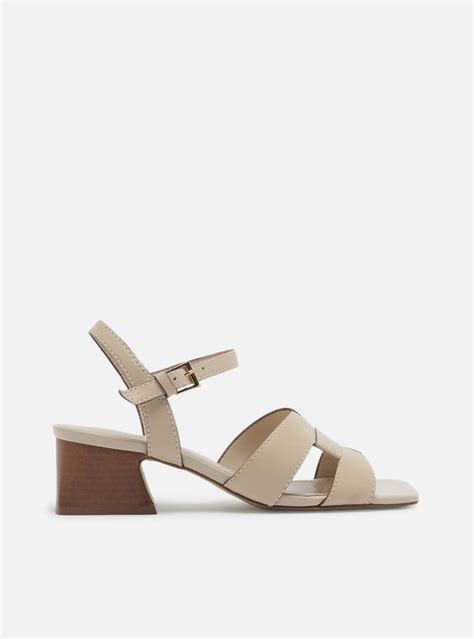 Sandália Nude Arezzo Couro Salto Baixo Bloco ZZ MALL