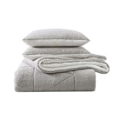 Ugg® Classic Sherpa 3 Piece Fullqueen Comforter Set In Oatmeal Melange