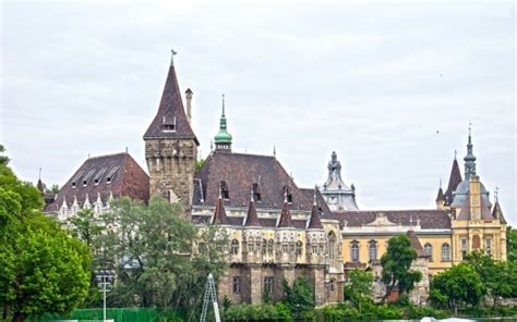 Solve Hungary Vajdahunyad Castle Jigsaw Puzzle Online With Pieces