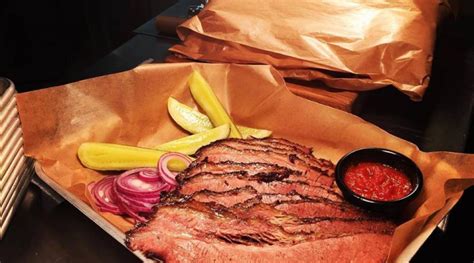 Барбекю-ресторан Smoke ("Смоук") по адресу улица Рубинштейна, 11 ...