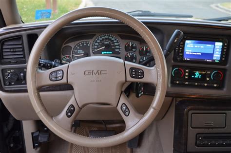 2004 Gmc Yukon Denali Xl Interior