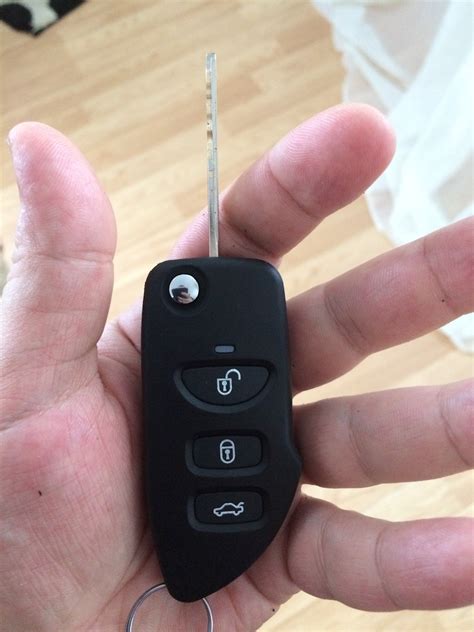 Выкидной ключ Kia Cerato 1G — KIA Cerato (1G), 1,6 л, 2006 года ...
