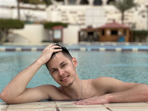 Flirt Free Free Live Gay Cams Male Web Cams