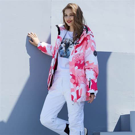 Women's Arctic Queen Camouflage Pink Ski & Snowboard Jacket & Pants Set ...