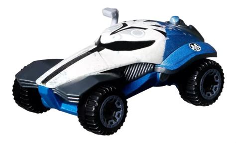 Машинка Mattel Hot Wheels Character Cars Star Wars Bo Katan купить с доставкой по выгодным