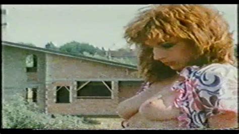 Naked Laura Levi In Vieni Vieni Da Me Amore Mio