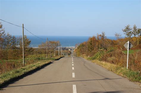 知床斜里「天に続く道」一度は見ておきたい斜里町の絶景ルート 日本の国内旅行ガイド700箇所