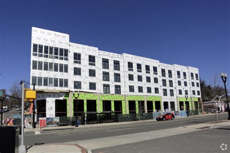 Trafalgar Flats 989 S Buchanan St Arlington Va 22204