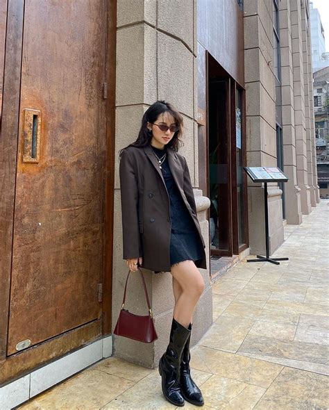Street style Tết của hội hot girl sành mặc Instagram Dù diện áo dài hay váy áo kiểu cách cũng