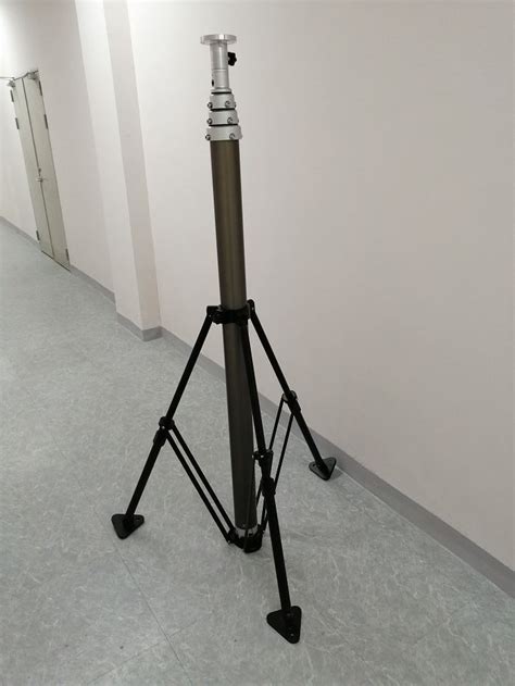 Pneumatic Telescopic Mast With Tripod Suppliers Manufacturers