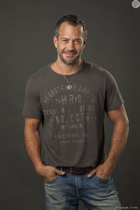 Malvino Salvador conta que está animado para interpretar pela primeira vez um personagem gay na