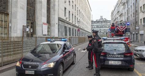 Botte Al Figlio Perch Gay Genitori Condannati C Anche L Aggravante Della Discriminazione