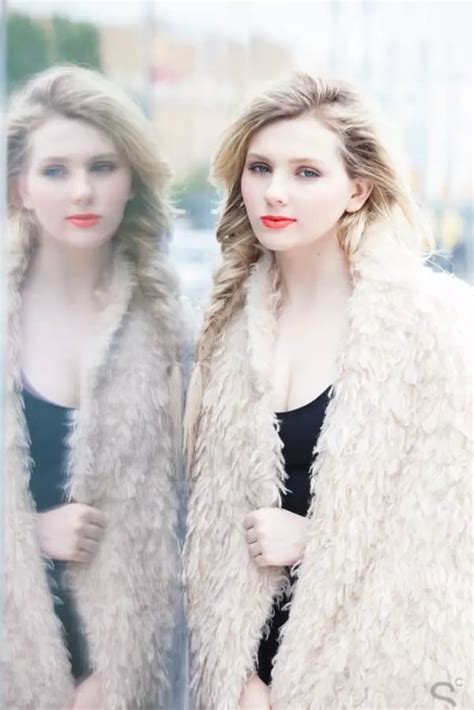 50 Hot And Sexz Abigail Breslin Photos 12thBlog