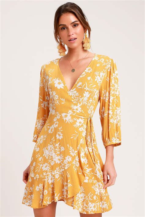 yellow floral dress long sleeve mechelle beverly