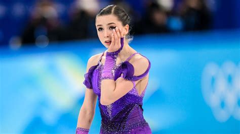 Patinage championne olympique à Pékin en 2022 la Russe Valieva