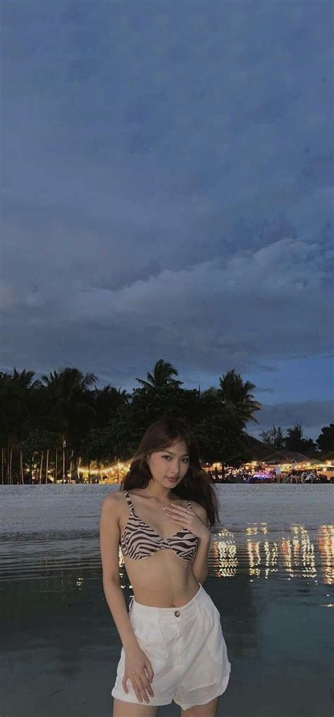 Pin By Rain On Bini Tiktok Style Pretty Brunette Pretty People