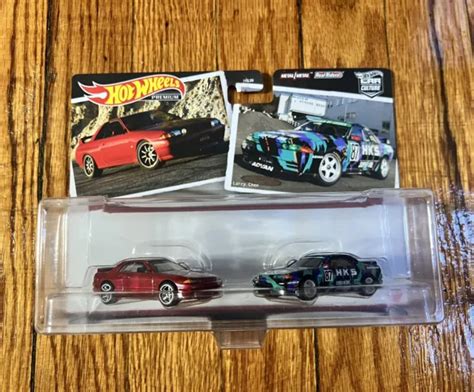 HOT WHEELS PREMIUM Nissan Skyline GT R BNR Pack De Car Culture