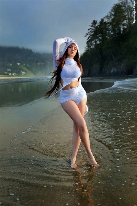 Li Si Nude OnlyFans Leaks Fappening Page 2 FappeningBook