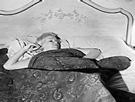 Naked Suzzan Landau In The Ultimate Degenerate