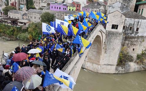 U Mostaru obilježena godišnjica rušenja Starog mosta