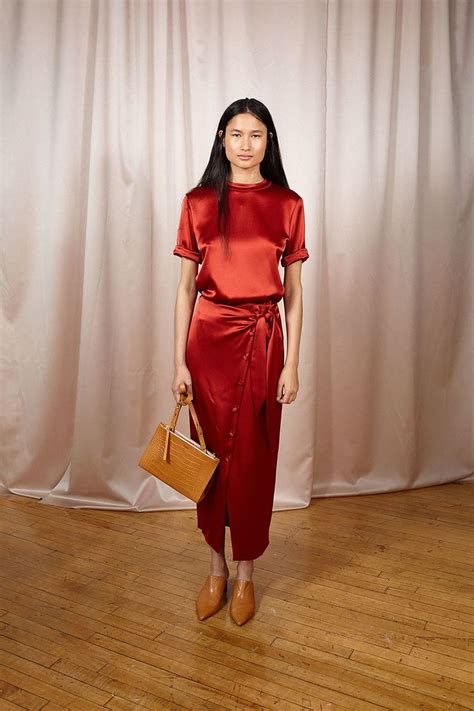 Nanushka Fall 2018 Ready-to-Wear Collection - Vogue | Платья, Модные ...