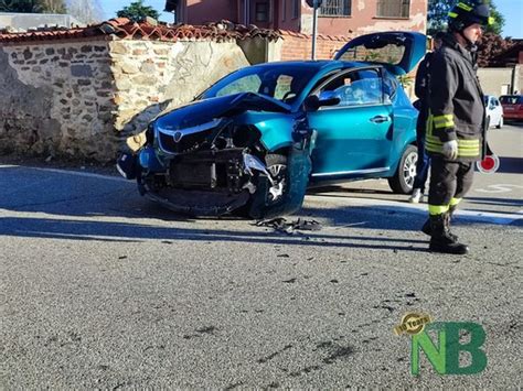 Occhieppo Inferiore Scontro Tra Due Auto Ferita Una Giovane Foto