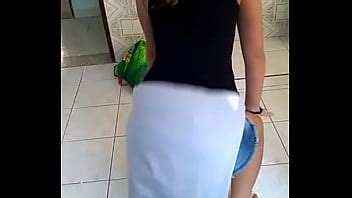 NOVINHA DANÇANDO FUNK NO QUINTAL XVIDEOS