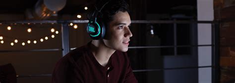 Приложение jbl quantum engine не видит наушники