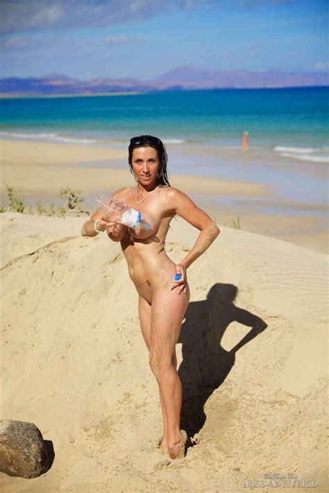 Hot Naked Milf On The Beach From Sexymilfnude