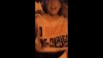 Pathy dos reis balançando os peitos em pleno carnaval XVIDEOS