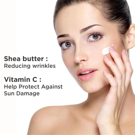 Buy Cgg Cosmetics Vitamin C 3 In 1 Gentle Scrub 100 Gm Online At
