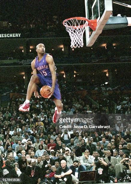 Vince Carter 2000 Dunk Contest Photos and Premium High Res Pictures ...