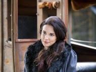 Naked Laura Mennell Added 07 19 2016 By TurTun