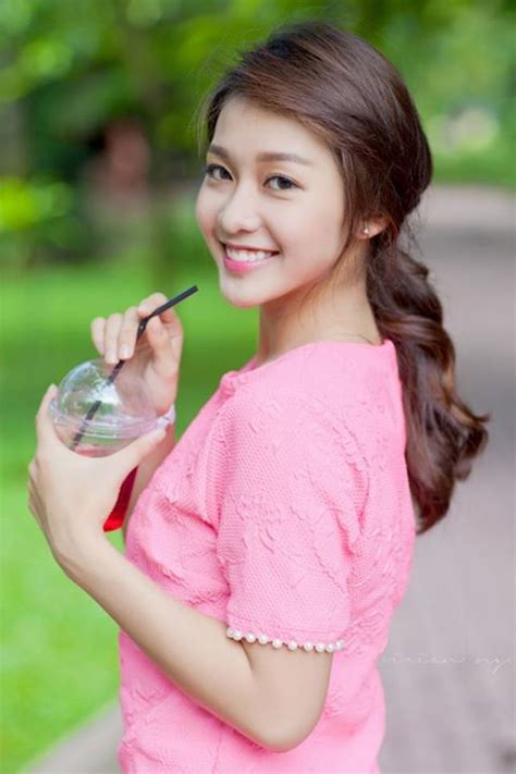 Nh Ng Hot Girl Vi T C G Ng M T P Ho N H O