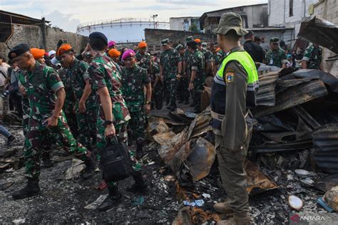 Kebakaran Depo Pertamina Plumpang Tewaskan 21 Orang ANTARA News