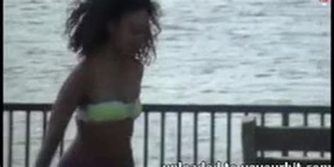 Afternoon In The Park Two Chicks In Bikini S Tnaflix