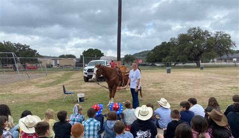 Campus Traditions Helotes Elementary School Northside Independent