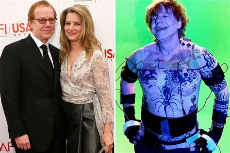 Bridget Fondas husband Danny Elfman, 68, swaps clean cut look for long