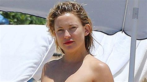 Kate Hudson Flaunts Her Flawless Bikini Bod In Tiny Yellow Two Piece See The Pic News