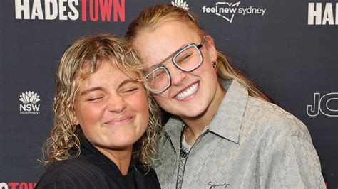 JoJo Siwa Debuts Major Brunette Hair Transformation Alongside New Girlfriend See Photos Teen