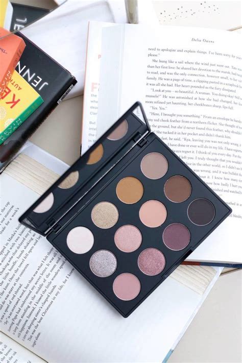 Mac Art Library Nude Model Eye Palette