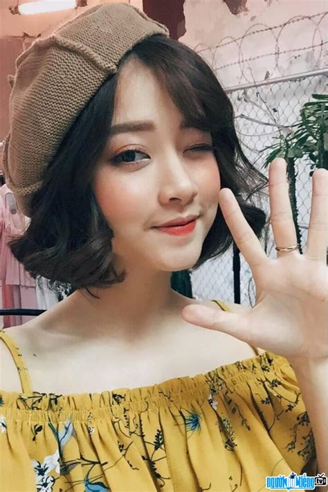 Hot girl Trương Hoàng Mai Anh