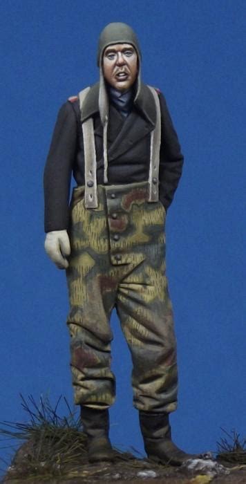 German Panzer Crewman Corpus 35022