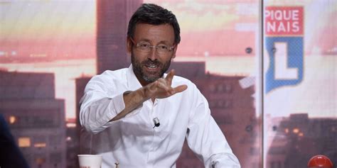 Olivier Ménard L Équipe du soir a t il un lien de parenté avec Robert