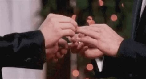 Quer Casar Comigo Lgbtq Ring Propose Gay Discover Share Gifs Artofit