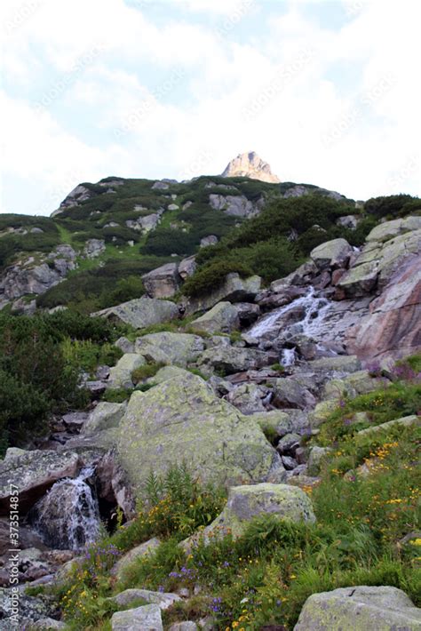 Tatry S Owackie Czerwony Szlak Na Rysy Foto De Stock Adobe Stock