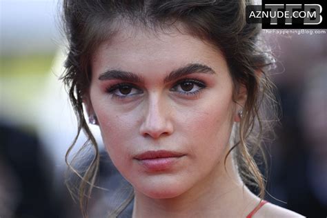 Kaia Gerber Sexy Seen Braless Flaunting Her Hot Figure On The Red Carpet At The Annual Cannes