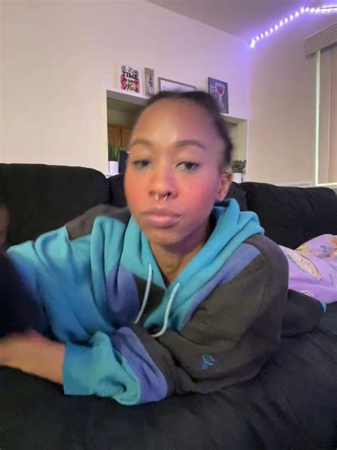 Thebrattygoddess Webcam Porn Video Record Stripchat Newmodel Dominatrix Legs Smallass